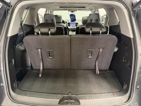 Used 2017 GMC Acadia SLT AWD/4WD image 29