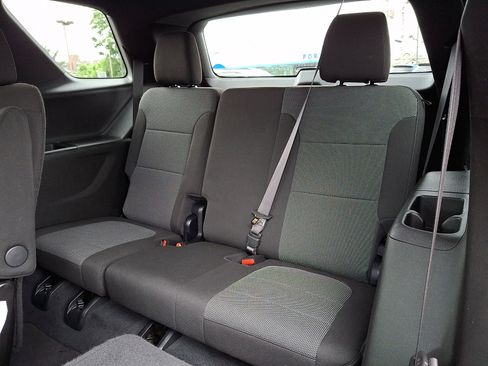 Certified 2023 Chevrolet Traverse LT FWD image 10