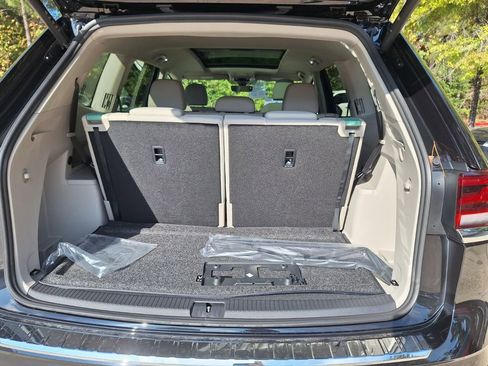 New 2026 Volkswagen Atlas SE image 27