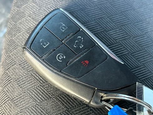 Used 2023 GMC Sierra 1500 SLE image 34