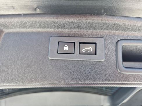Used 2020 Subaru Forester Limited AWD/4WD image 11