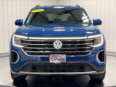 Used 2026 Volkswagen Atlas SE FWD image 2