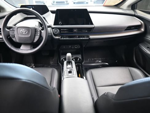 Used 2023 Toyota Prius Limited image 38