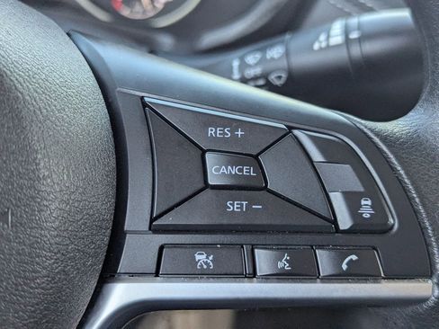 Certified 2025 Nissan Sentra SV image 27