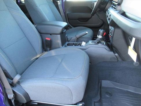 New 2026 Jeep Gladiator Willys image 10