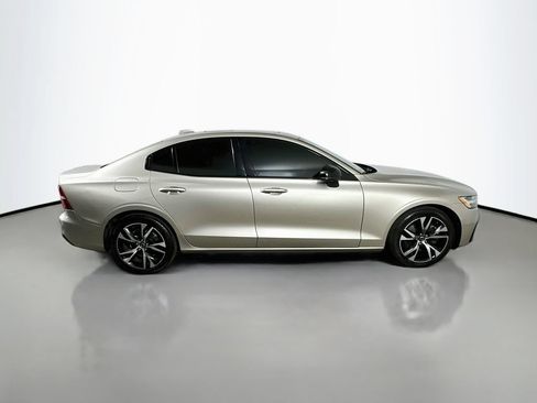 Used 2024 Volvo S60 B5 Plus FWD image 7