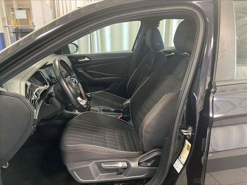 Used 2019 Volkswagen Jetta GLI FWD image 10
