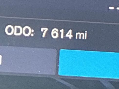 Used 2025 Volvo XC40 B5 Plus w/ Climate Package image 23