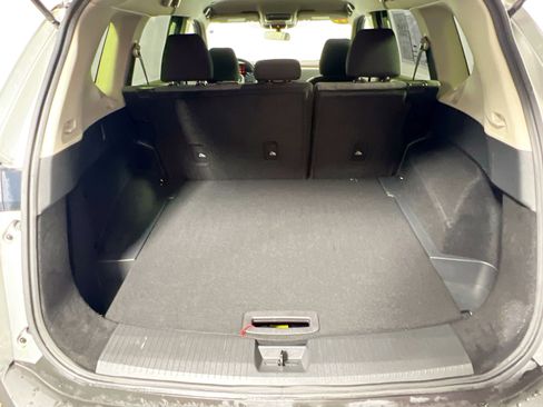 Used 2023 Nissan Rogue SV FWD image 33