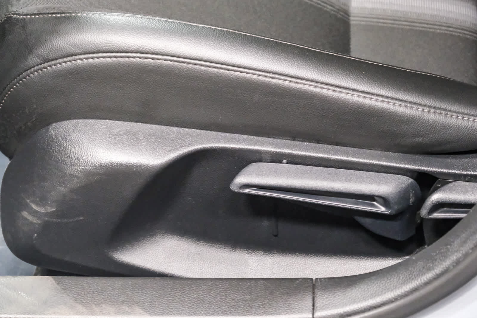 Used 2025 Honda Civic Sport image 26