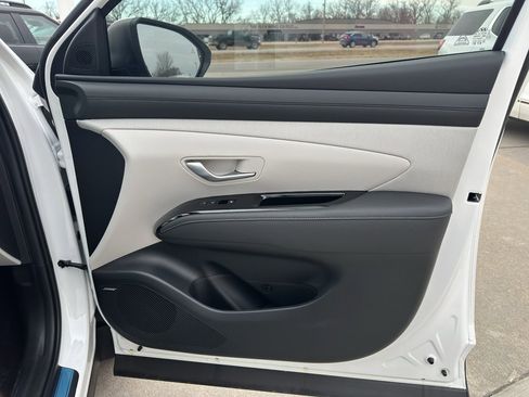 New 2026 Hyundai Tucson Limited image 30