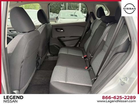 Certified 2023 Nissan Rogue SV AWD/4WD image 18