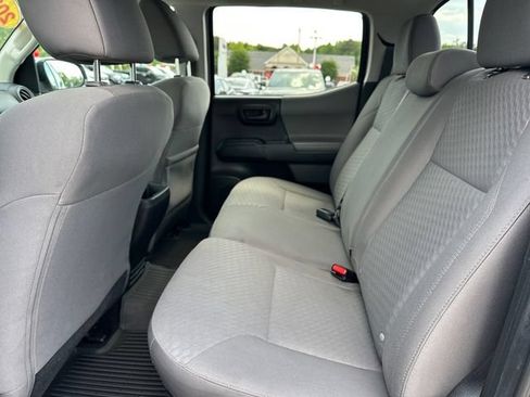 Used 2023 Toyota Tacoma SR AWD/4WD image 11
