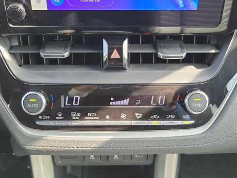 Used 2024 Toyota Corolla Cross AWD Hybrid w/ Convenience Package image 19