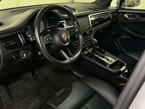 Certified 2023 Porsche Macan S AWD/4WD image 16