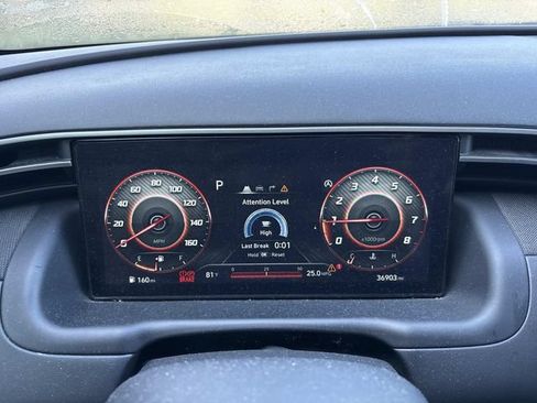 Used 2024 Hyundai Tucson Limited FWD image 12
