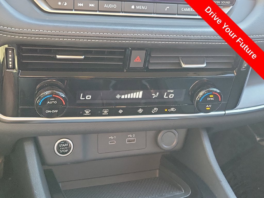Used 2021 Nissan Rogue SV FWD image 12