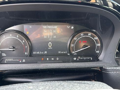 Used 2022 Lincoln Corsair Standard image 3