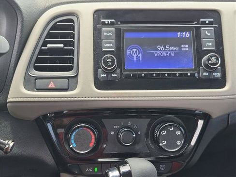 Used 2020 Honda HR-V LX image 14