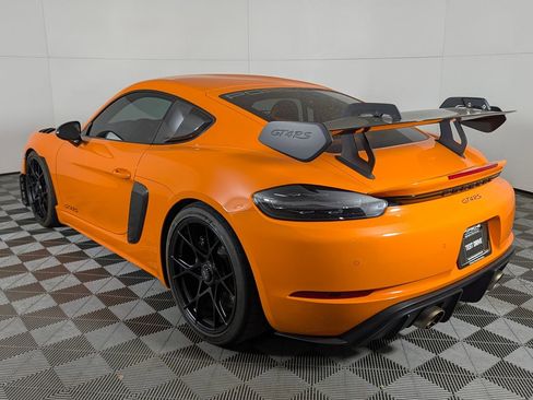 Certified 2023 Porsche 718 Cayman GT4 RS RWD image 3