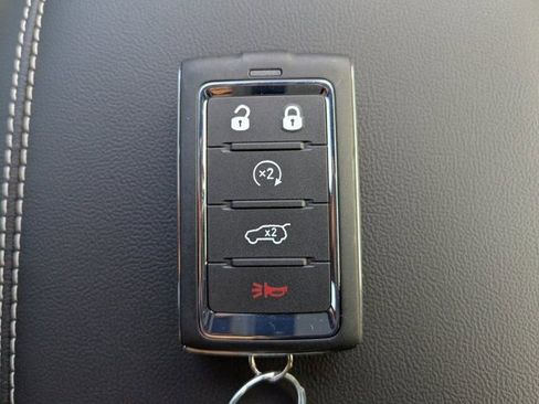 New 2026 Jeep Grand Cherokee Limited w/ Limited Altitude Package RWD image 32