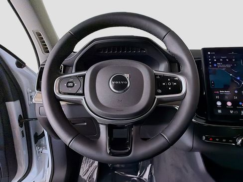 New 2026 Volvo XC90 B5 Core w/ Protection Package Premier AWD/4WD image 11
