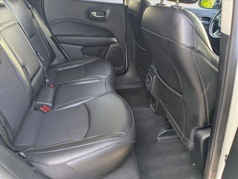 Used 2020 Jeep Compass Latitude image 19