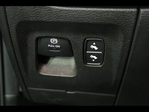 Used 2022 RAM 1500 Big Horn AWD/4WD image 24