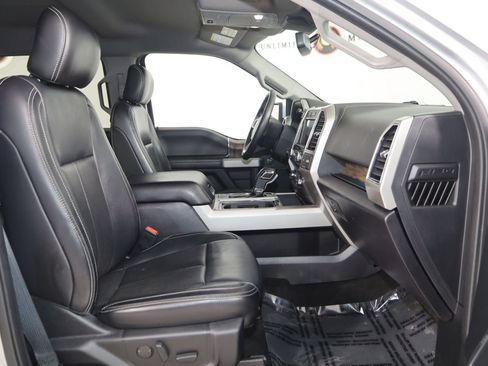 Used 2019 Ford F150 Lariat AWD/4WD image 13