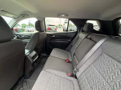Used 2023 Chevrolet Equinox LT FWD image 5