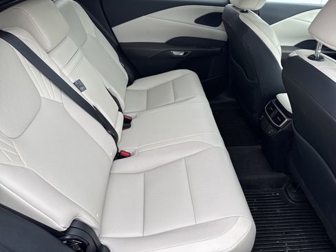 Used 2024 Lexus RX 350h w/ Accessory Package (P1) image 9