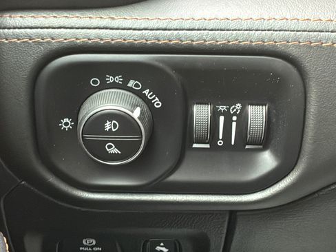 Used 2020 RAM 1500 Limited AWD/4WD image 28