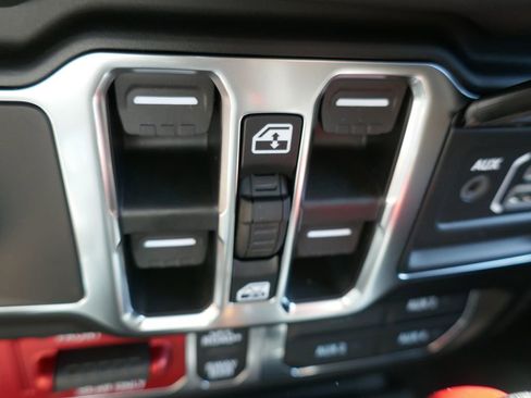 New 2026 Jeep Gladiator Mojave AWD/4WD image 20