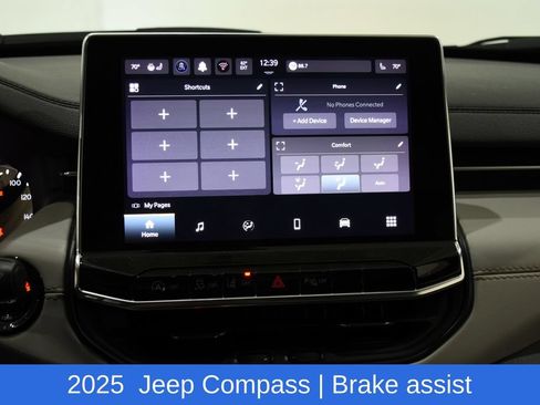 Used 2025 Jeep Compass Limited AWD/4WD image 13