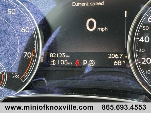 Used 2019 Bentley Bentayga image 29