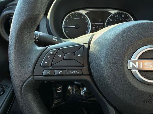 Certified 2025 Nissan Kicks Play S FWD image 23