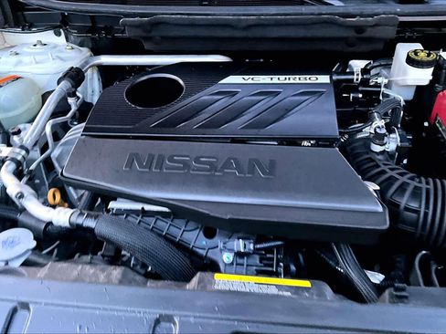 Certified 2023 Nissan Rogue Platinum image 32