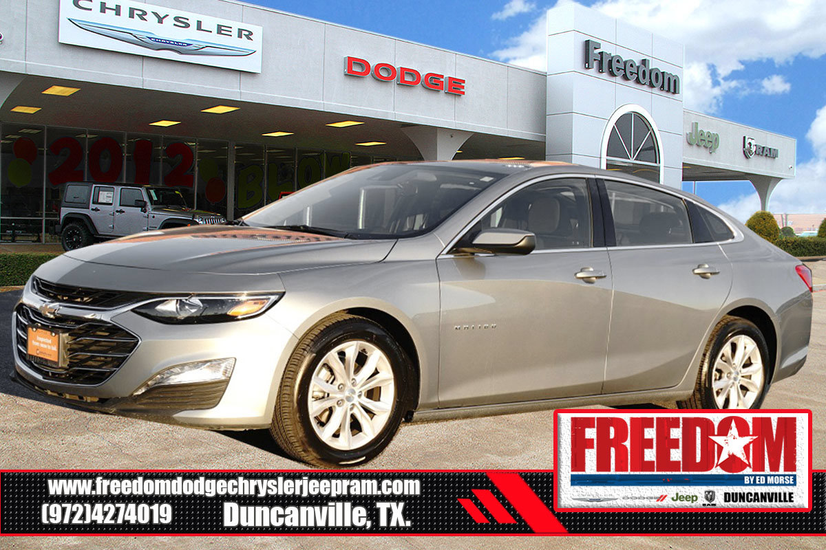 Used 2025 Chevrolet Malibu LT FWD image 1