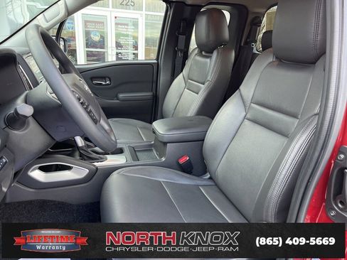 Used 2024 Nissan Frontier SV w/ Technology Package image 4