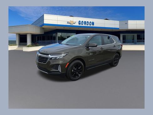 Used 2024 Chevrolet Equinox LT FWD image 1
