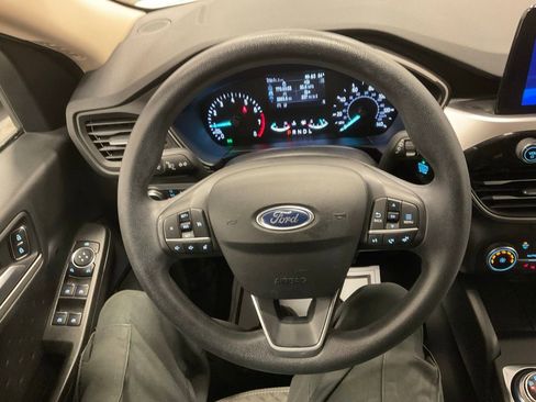 Used 2020 Ford Escape SE image 15