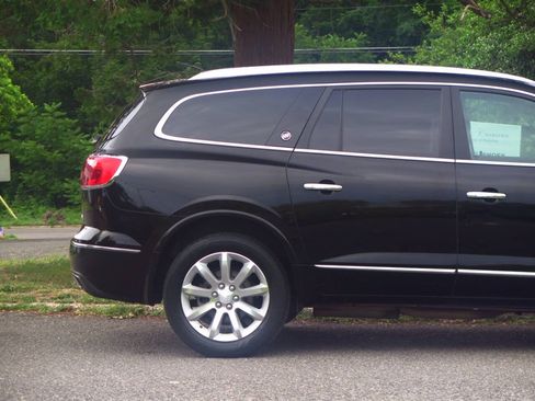 Used 2016 Buick Enclave Premium w/ Experience Buick Package AWD/4WD image 30