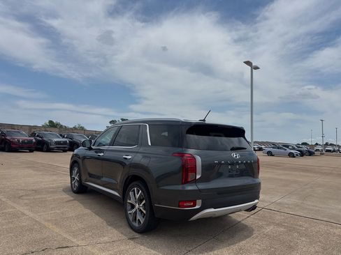 Used 2020 Hyundai Palisade SEL w/ Convenience Package FWD image 16