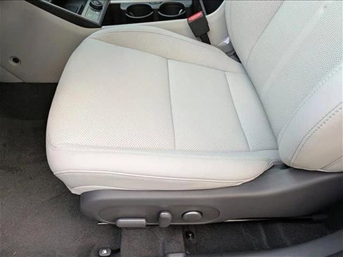 New 2026 Hyundai Kona SEL Premium AWD/4WD image 4