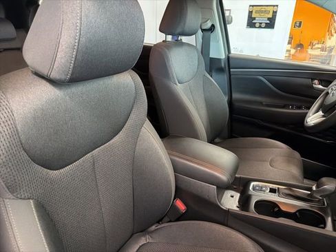 Used 2019 Hyundai Santa Fe SEL image 31