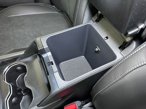 New 2025 Jeep Grand Cherokee L Altitude image 34