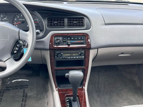 Used 2001 Nissan Altima GXE image 45