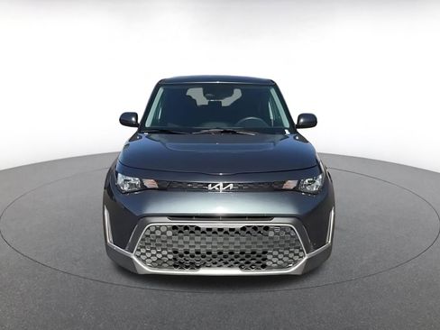 Used 2025 Kia Soul LX w/ LX Technology Package FWD image 4