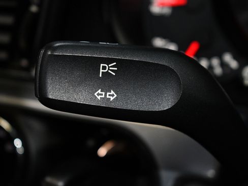 Used 2013 Porsche 911 Carrera RWD image 27