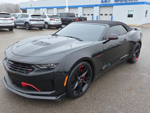 Used 2022 Chevrolet Camaro LT w/ Redline Edition image 11
